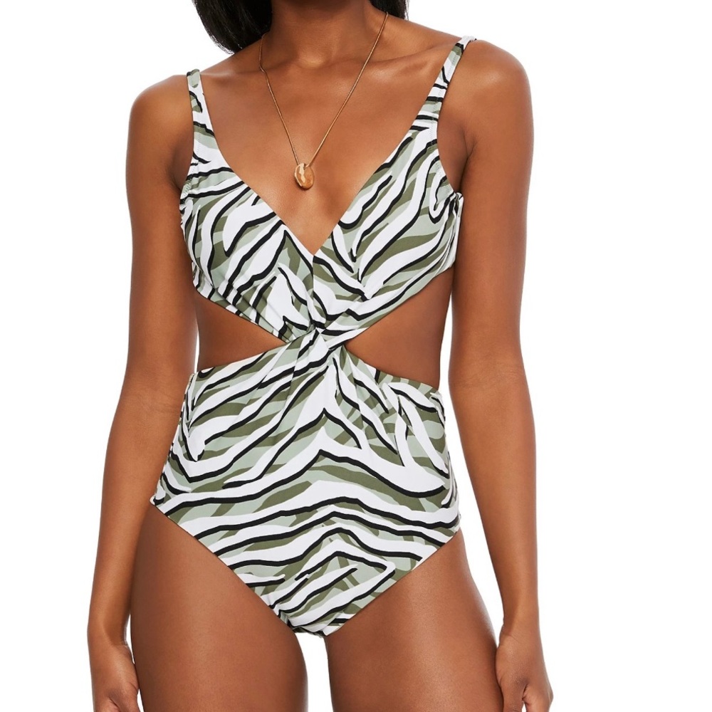 Bar lll Summer Sage Hypno‎ Beach Chic Twist front one piece swimsuit